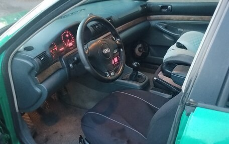 Audi A4, 1998 год, 400 000 рублей, 12 фотография