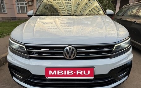 Volkswagen Tiguan II, 2018 год, 2 770 000 рублей, 4 фотография