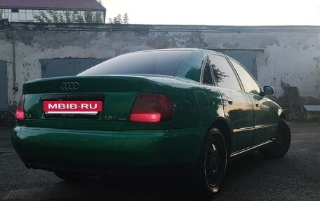 Audi A4, 1998 год, 400 000 рублей, 8 фотография