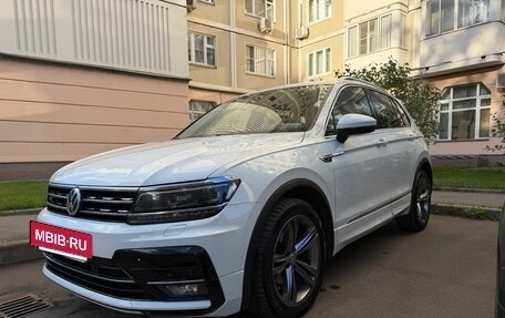 Volkswagen Tiguan II, 2018 год, 2 770 000 рублей, 2 фотография