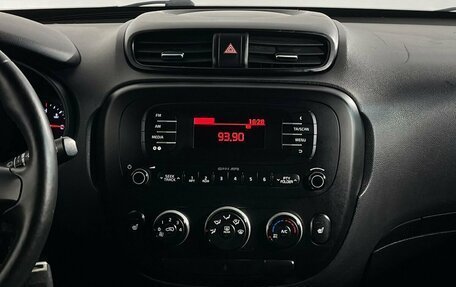 KIA Soul II рестайлинг, 2014 год, 1 024 000 рублей, 11 фотография