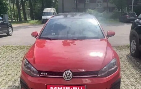 Volkswagen Golf GTI VII, 2018 год, 2 500 000 рублей, 3 фотография
