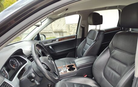 Volkswagen Touareg III, 2010 год, 2 120 000 рублей, 13 фотография