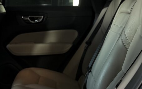 Volvo XC60 II, 2018 год, 3 290 000 рублей, 8 фотография