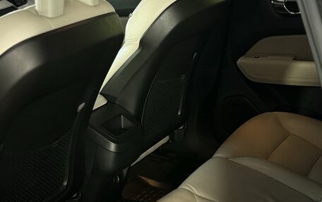 Volvo XC60 II, 2018 год, 3 290 000 рублей, 9 фотография