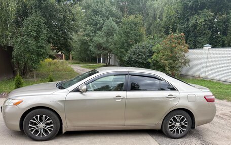 Toyota Camry, 2008 год, 1 050 000 рублей, 2 фотография