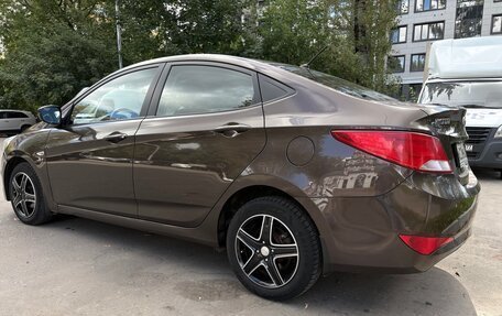 Hyundai Solaris II рестайлинг, 2014 год, 850 000 рублей, 3 фотография