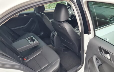 Volkswagen Jetta VI, 2017 год, 1 490 000 рублей, 7 фотография