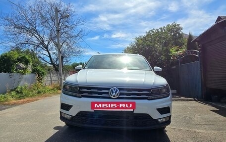 Volkswagen Tiguan II, 2019 год, 2 400 000 рублей, 4 фотография