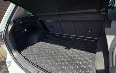 Volkswagen Tiguan II, 2019 год, 2 400 000 рублей, 14 фотография