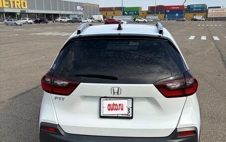 Honda Fit, 2021 год, 1 800 000 рублей, 5 фотография