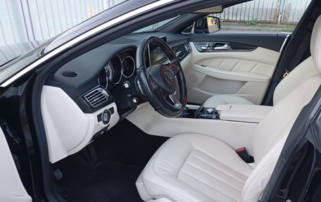 Mercedes-Benz CLS, 2014 год, 2 990 000 рублей, 16 фотография