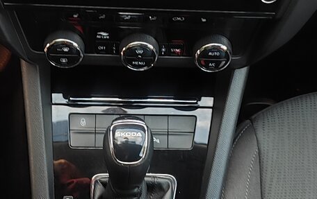 Skoda Octavia, 2018 год, 1 750 000 рублей, 20 фотография