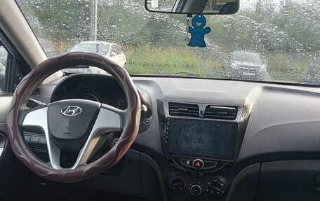 Hyundai Solaris II рестайлинг, 2016 год, 460 000 рублей, 12 фотография