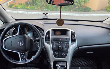 Opel Astra J, 2011 год, 599 000 рублей, 10 фотография