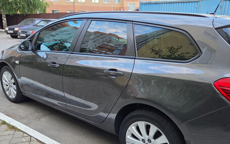 Opel Astra J, 2011 год, 599 000 рублей, 17 фотография