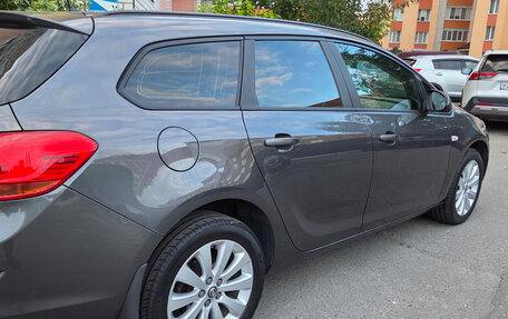 Opel Astra J, 2011 год, 599 000 рублей, 16 фотография