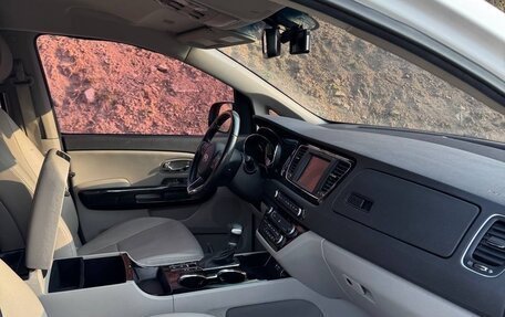 KIA Carnival III, 2020 год, 3 200 000 рублей, 11 фотография