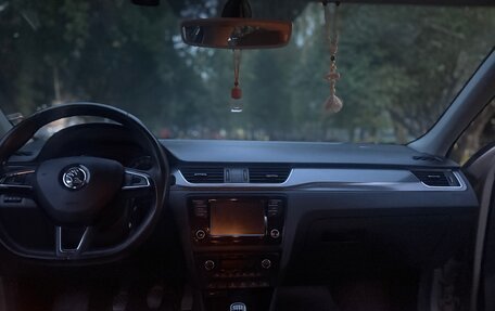 Skoda Rapid I, 2018 год, 1 270 000 рублей, 13 фотография