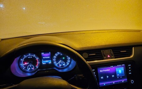 Skoda Octavia, 2018 год, 1 600 000 рублей, 10 фотография