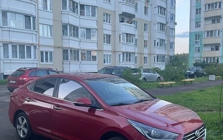 Hyundai Solaris II рестайлинг, 2017 год, 1 300 000 рублей, 1 фотография