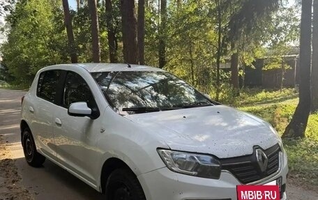 Renault Sandero II рестайлинг, 2020 год, 400 000 рублей, 2 фотография