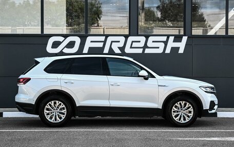 Volkswagen Touareg III, 2019 год, 3 999 000 рублей, 5 фотография