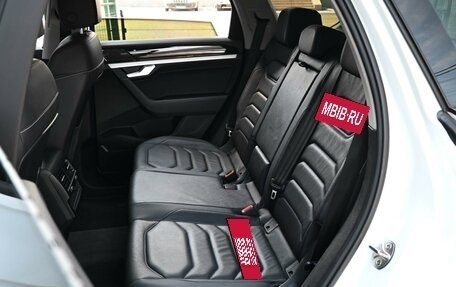 Volkswagen Touareg III, 2019 год, 3 999 000 рублей, 9 фотография