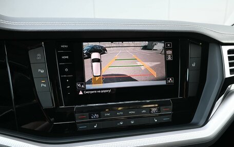 Volkswagen Touareg III, 2019 год, 3 999 000 рублей, 21 фотография