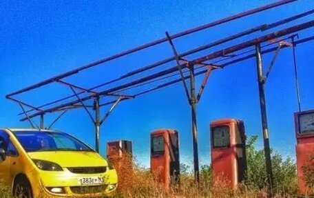 Mitsubishi Colt VI рестайлинг, 2005 год, 290 000 рублей, 2 фотография