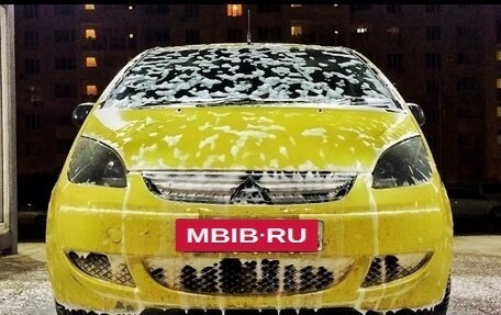Mitsubishi Colt VI рестайлинг, 2005 год, 290 000 рублей, 3 фотография