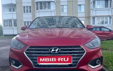 Hyundai Solaris II рестайлинг, 2017 год, 1 300 000 рублей, 17 фотография