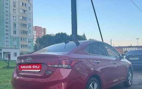 Hyundai Solaris II рестайлинг, 2017 год, 1 300 000 рублей, 12 фотография