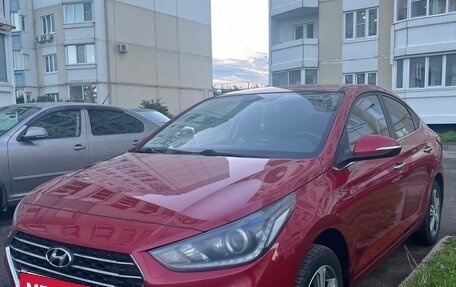 Hyundai Solaris II рестайлинг, 2017 год, 1 300 000 рублей, 16 фотография