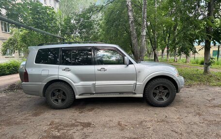 Mitsubishi Pajero III рестайлинг, 2004 год, 550 000 рублей, 7 фотография
