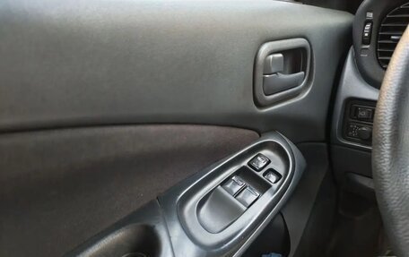 Nissan Almera, 2004 год, 250 000 рублей, 7 фотография