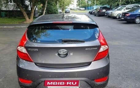 Hyundai Solaris II рестайлинг, 2011 год, 690 000 рублей, 8 фотография
