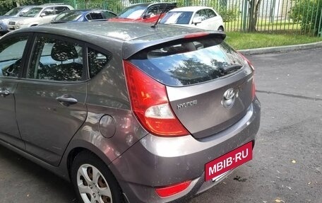 Hyundai Solaris II рестайлинг, 2011 год, 690 000 рублей, 11 фотография