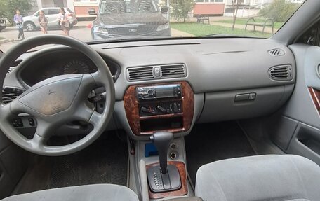 Mitsubishi Galant VIII, 2001 год, 380 000 рублей, 12 фотография