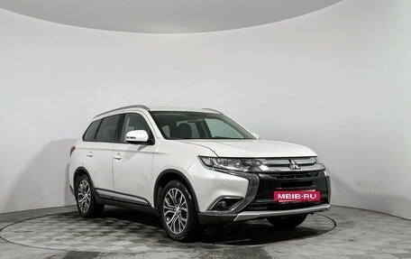 Mitsubishi Outlander III рестайлинг 3, 2017 год, 1 515 000 рублей, 3 фотография