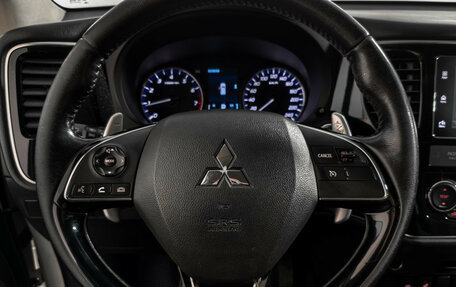Mitsubishi Outlander III рестайлинг 3, 2017 год, 1 515 000 рублей, 17 фотография