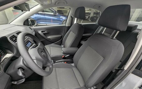 Volkswagen Polo VI (EU Market), 2011 год, 997 000 рублей, 7 фотография