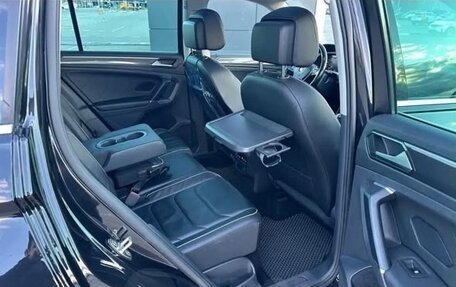 Volkswagen Tiguan II, 2017 год, 7 фотография
