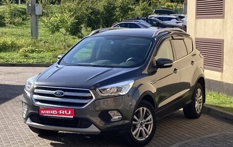Ford Kuga III, 2018 год, 1 990 000 рублей, 1 фотография