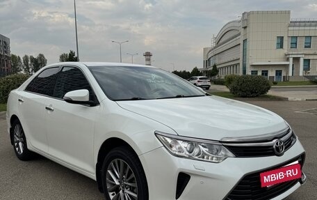 Toyota Camry, 2016 год, 2 320 000 рублей, 2 фотография