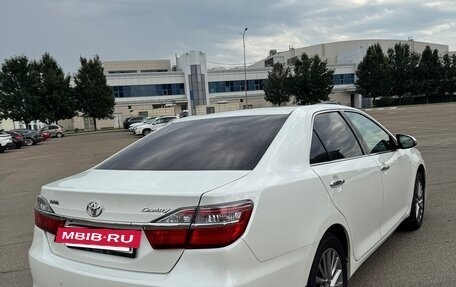 Toyota Camry, 2016 год, 2 320 000 рублей, 8 фотография