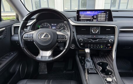 Lexus RX IV рестайлинг, 2017 год, 4 870 000 рублей, 22 фотография