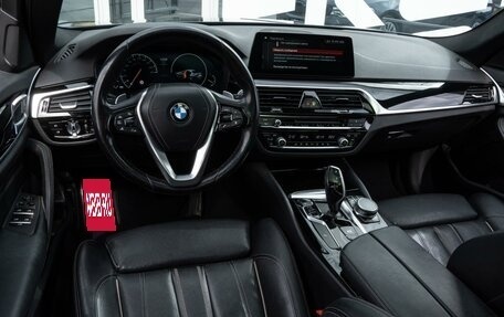 BMW 5 серия, 2019 год, 3 549 000 рублей, 10 фотография