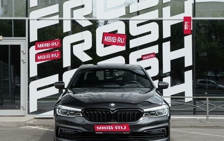 BMW 5 серия, 2019 год, 3 549 000 рублей, 3 фотография