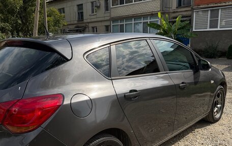 Opel Astra J, 2011 год, 610 000 рублей, 5 фотография